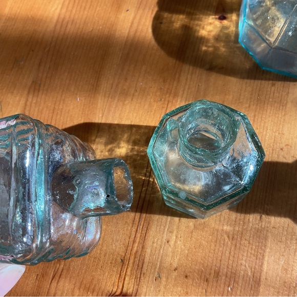 ANTIQUE TEAL GLASS INK BOTTLES VICTORIAN ICE BLUE LOT OF 3 VINTAGE SCARCE! - Picture 9 of 15